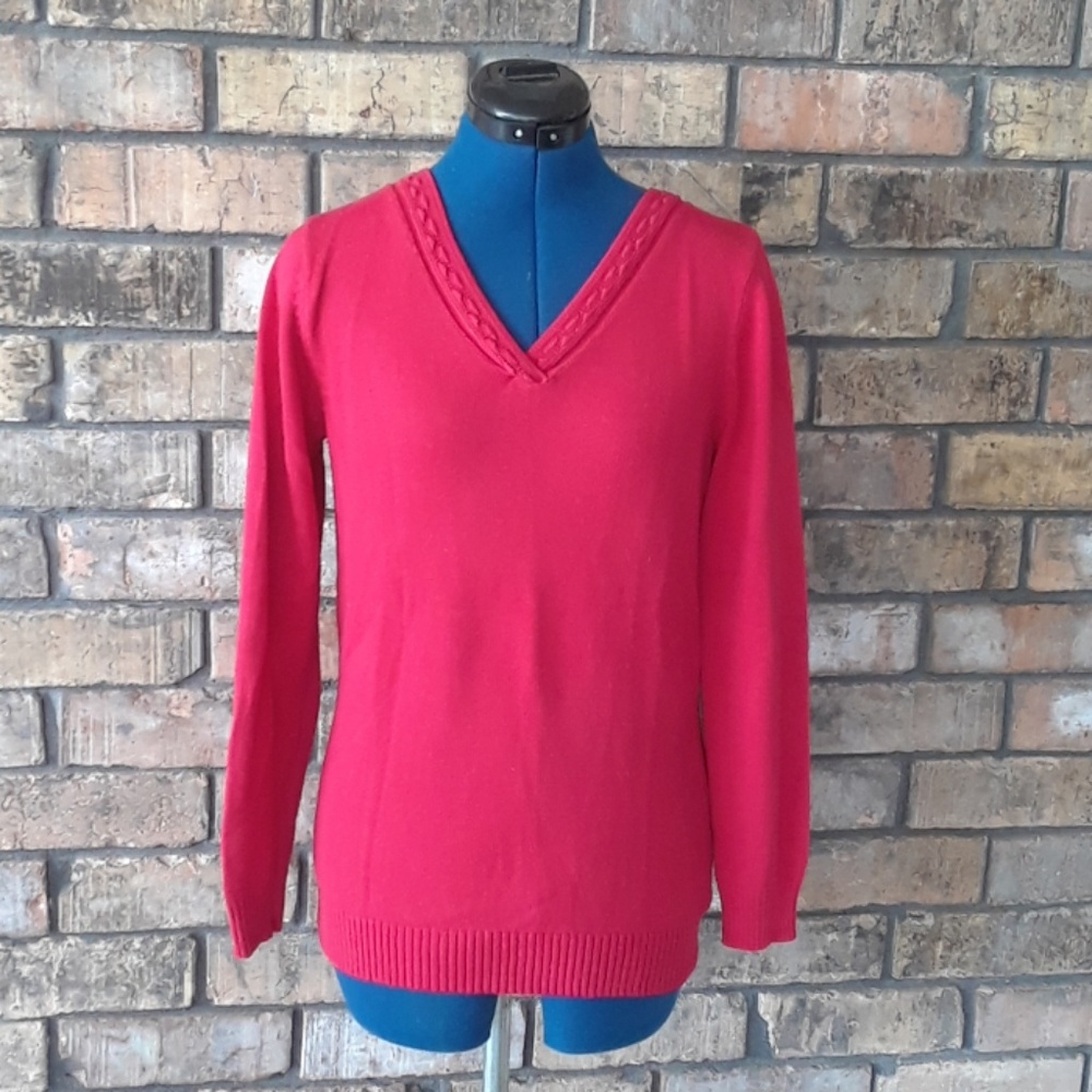 White stag sweater